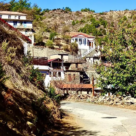 Bed & Breakfast Sophias 4*