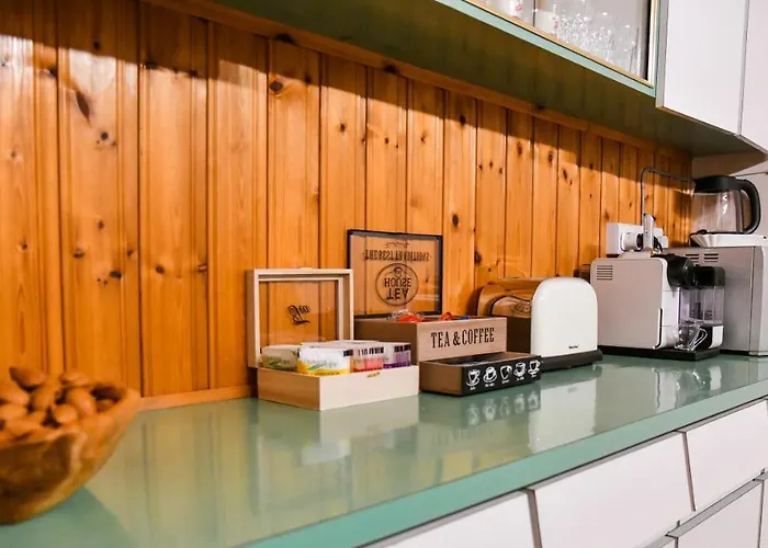 Sophias Bed & Breakfast Askas