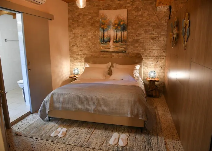 Sophias Bed & Breakfast 4*